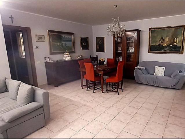 Appartamento in vendita a Miradolo Terme, Lombardia