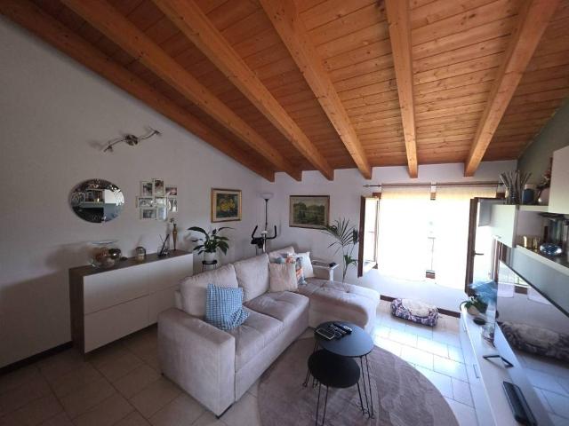 Appartamento in vendita a Miradolo Terme, Lombardia