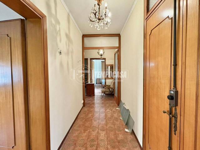 Appartamento in vendita a Unione Comuni Modenesi Area Nord, Mirandola
