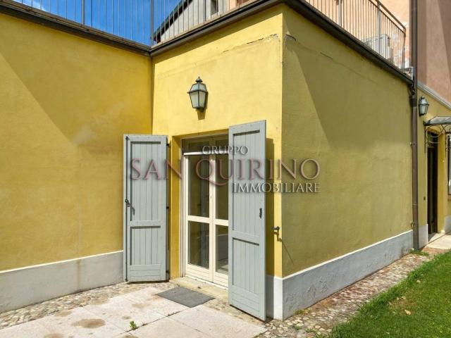 Appartamento in vendita a Unione Comuni Modenesi Area Nord, Mirandola
