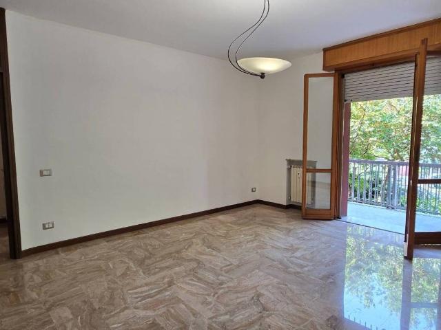 Appartamento in vendita a Unione Comuni Modenesi Area Nord, Mirandola