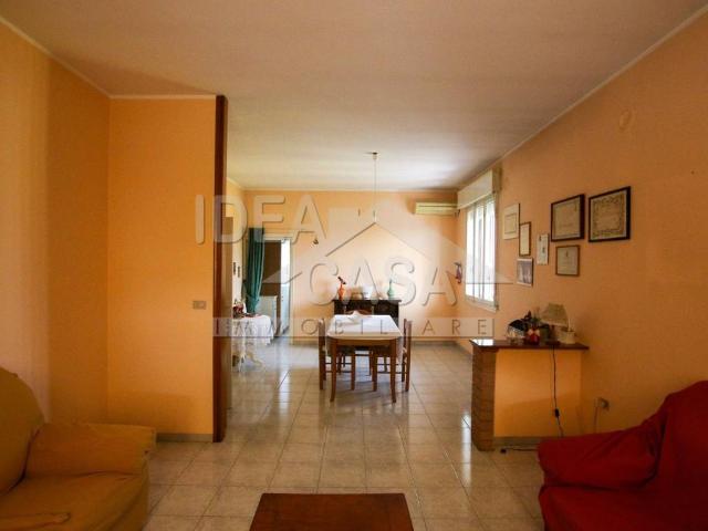Appartamento in vendita a Unione Comuni Modenesi Area Nord, Mirandola