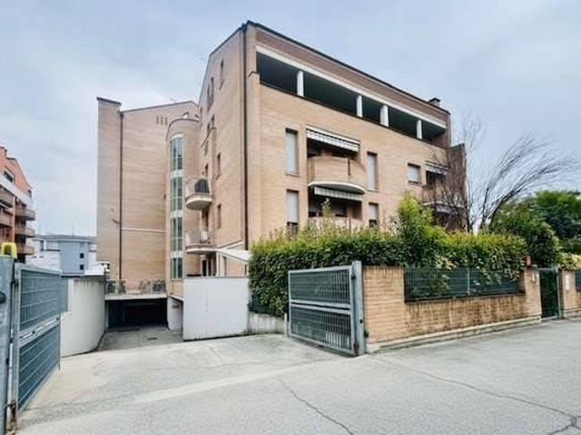 Appartamento in vendita a Unione Comuni Modenesi Area Nord, Mirandola