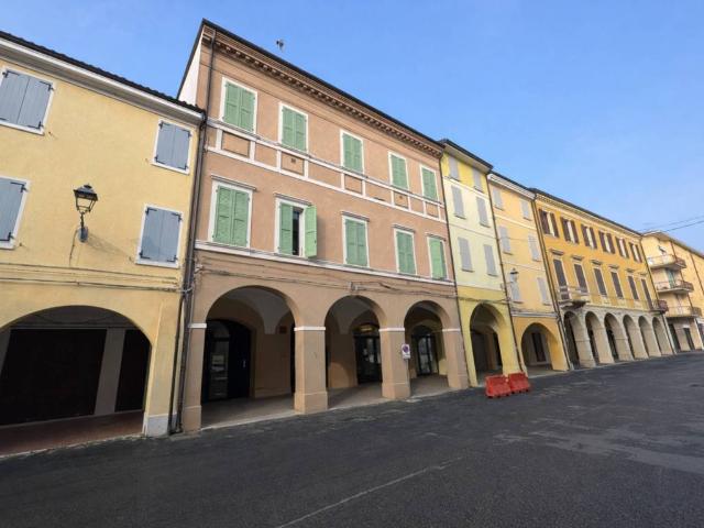 Appartamento in vendita a Unione Comuni Modenesi Area Nord, Mirandola