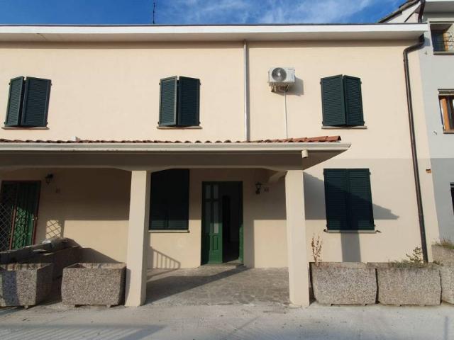 Appartamento in vendita a Quarantoli, Mirandola