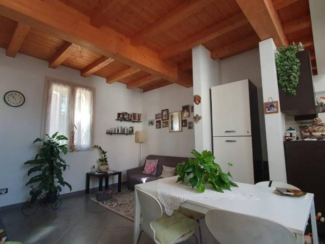 Appartamento in vendita a Unione Comuni Modenesi Area Nord, Mirandola