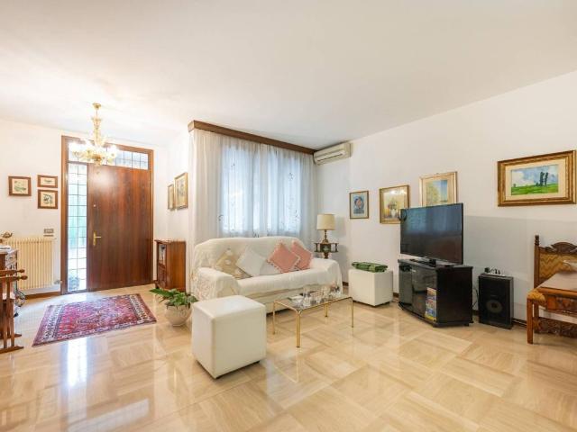 Appartamento in vendita a Mirano, Veneto