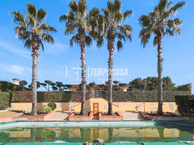 Villa Indipendente in vendita a Camilluccia, Misano Adriatico