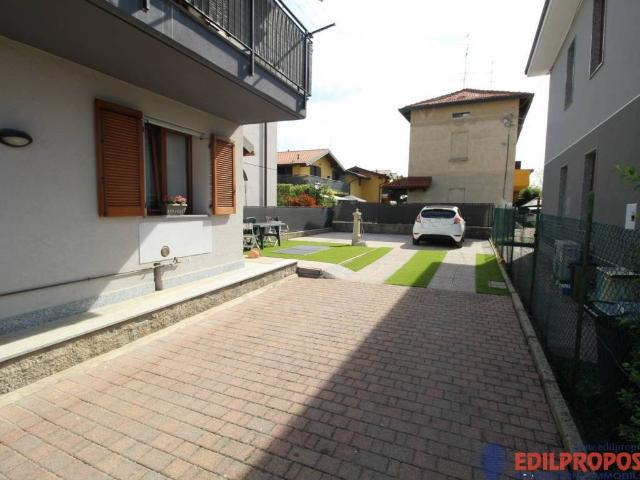 Appartamento in vendita a Misinto, Lombardia