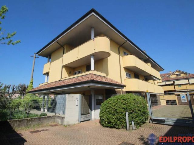 Appartamento in vendita a Misinto, Lombardia