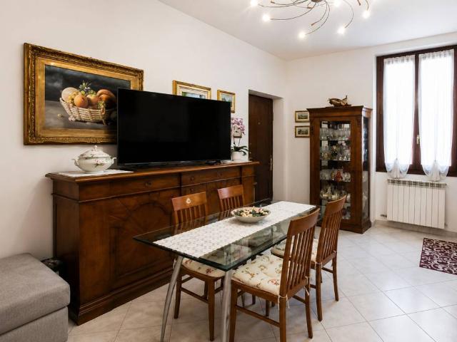 Appartamento in vendita a Misinto, Lombardia