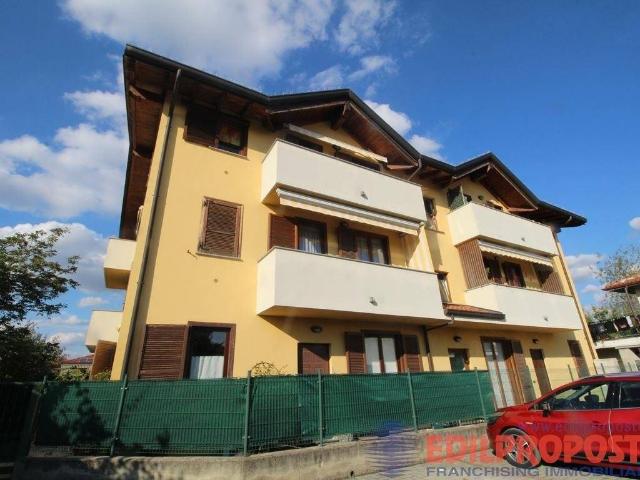 Appartamento in vendita a Misinto, Lombardia