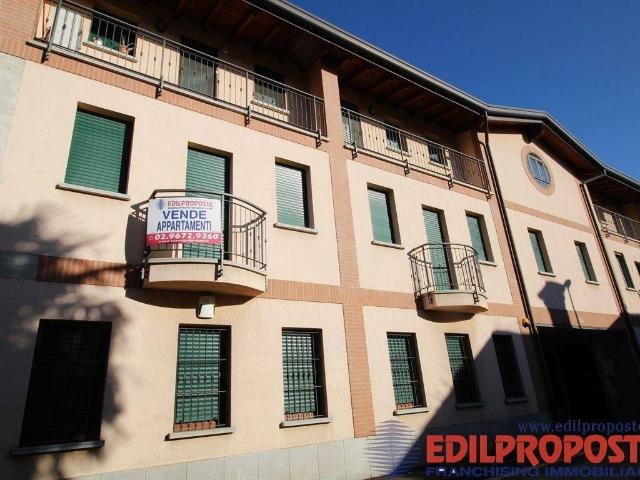 Appartamento in vendita a Misinto, Lombardia