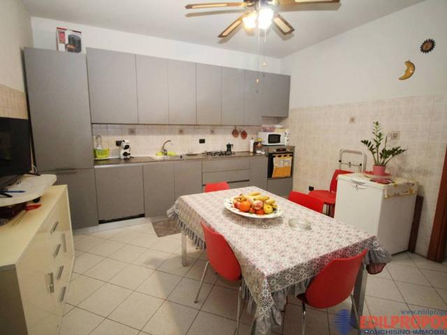 Appartamento in vendita a Misinto, Lombardia