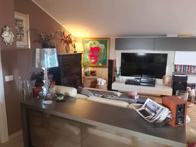 Appartamento in vendita a Poggio del Lupo, Misterbianco