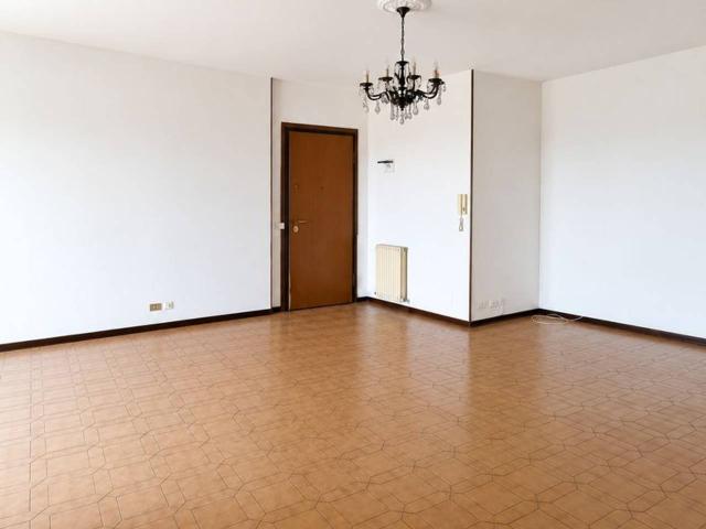 Appartamento in vendita a Buon Pastore-Sant'Agnese-San Damaso, Modena