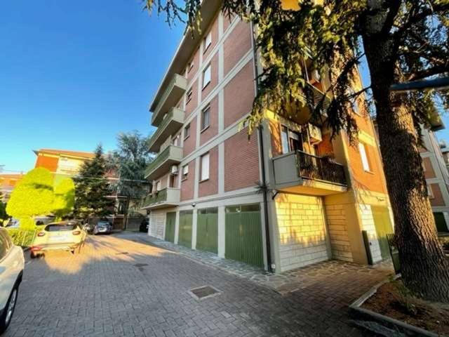Appartamento in vendita a Buon Pastore-Sant'Agnese-San Damaso, Modena
