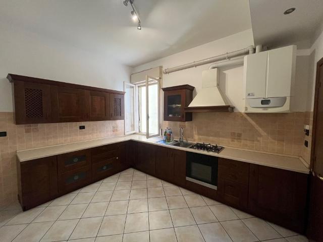 Appartamento in vendita a Buon Pastore-Sant'Agnese-San Damaso, Modena