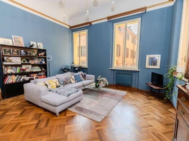 Appartamento in vendita a Centro Storico, Modena