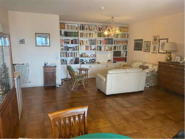 Appartamento in vendita a Buon Pastore-Sant'Agnese-San Damaso, Modena