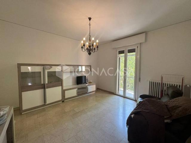 Appartamento in vendita a Rosselli, Modena