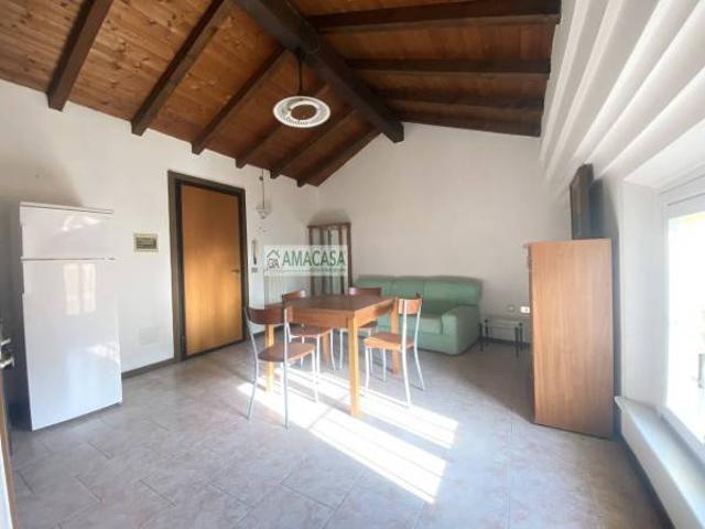 Appartamento in vendita a Centro Storico, Modena