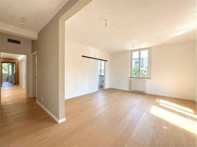 Appartamento in vendita a Quartiere Saliceto, Modena