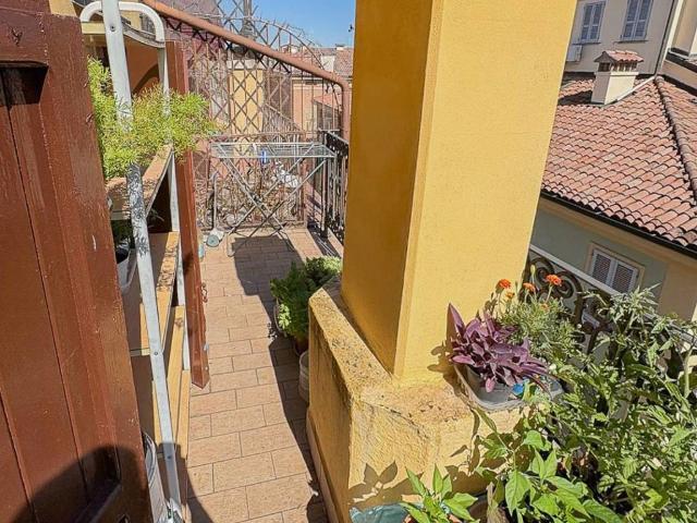 Appartamento in vendita a Centro Storico, Modena