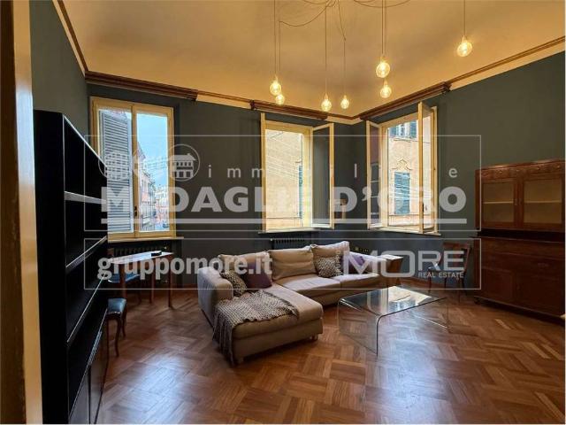Appartamento in vendita a Centro Storico, Modena