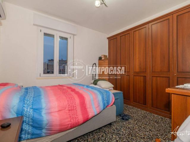 Appartamento in vendita a Centro Storico, Modena