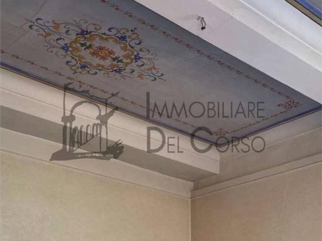 Appartamento in vendita a Centro Storico, Modena