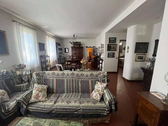 Villa Indipendente in vendita a San Faustino-Madonnina-Quattroville, Modena