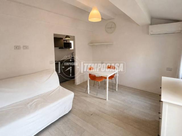 Appartamento in vendita a Centro Storico, Modena