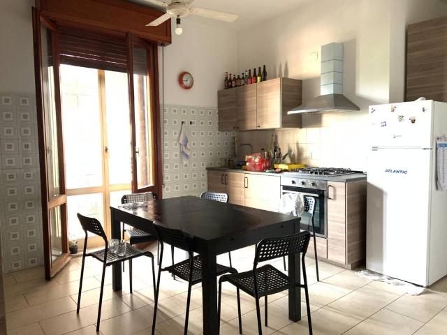 Appartamento in vendita a Modena, Cittadella