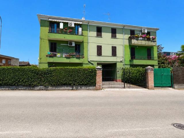 Appartamento in vendita a Crocetta-San Lazzaro-Modena Est, Modena