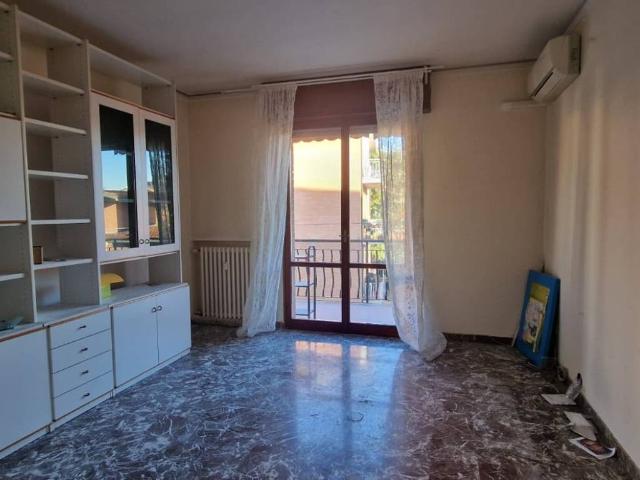 Appartamento in vendita a Rotonda, Modena