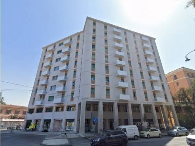 Appartamento in vendita a Centro Storico, Modena