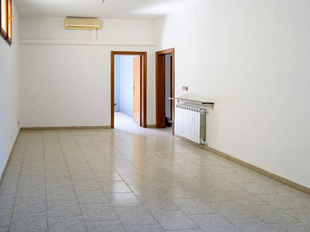 Appartamento in vendita a Buon Pastore-Sant'Agnese-San Damaso, Modena