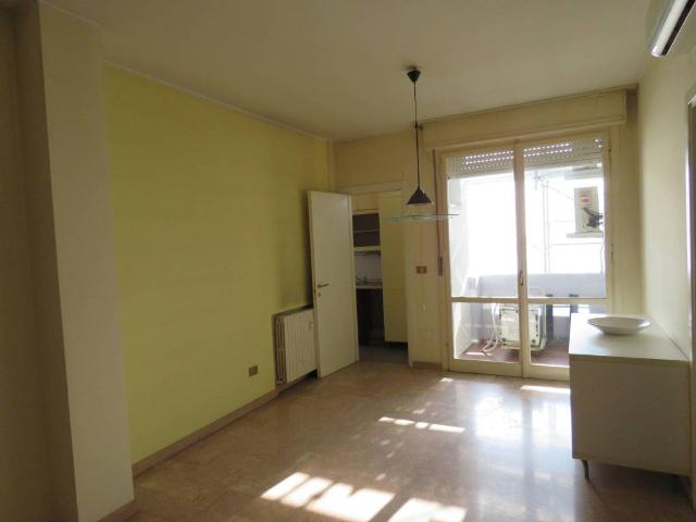 Appartamento in vendita a Buon Pastore-Sant'Agnese-San Damaso, Modena