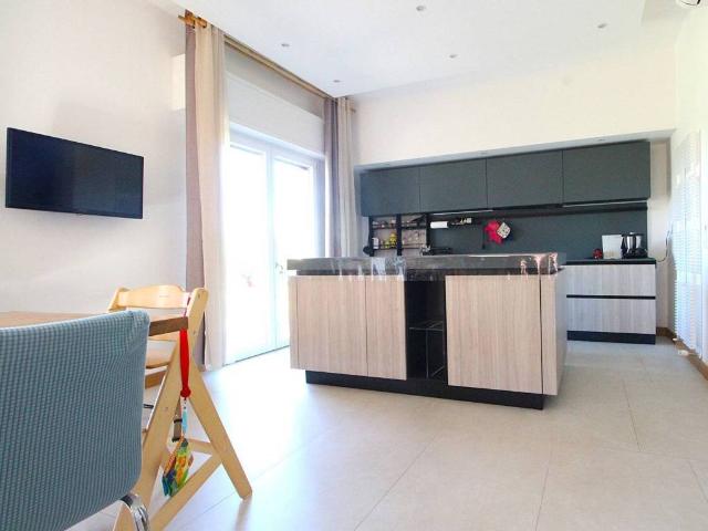 Appartamento in vendita a Buon Pastore-Sant'Agnese-San Damaso, Modena