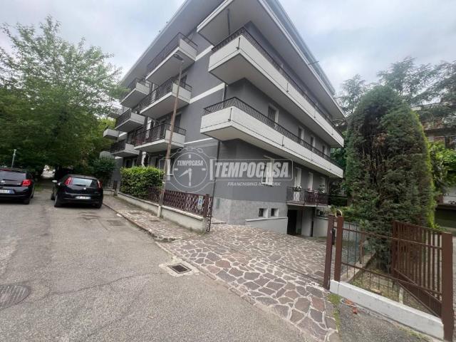 Appartamento in vendita a Buon Pastore-Sant'Agnese-San Damaso, Modena