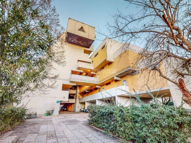 Appartamento in vendita a Centro Storico, Modena