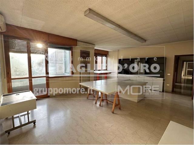 Appartamento in vendita a Buon Pastore-Sant'Agnese-San Damaso, Modena