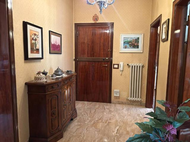 Appartamento in vendita a Buon Pastore-Sant'Agnese-San Damaso, Modena