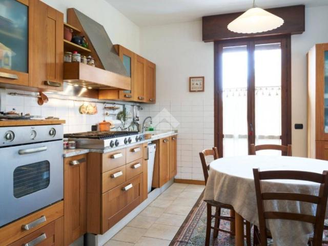Appartamento in vendita a Modena, Cittadella
