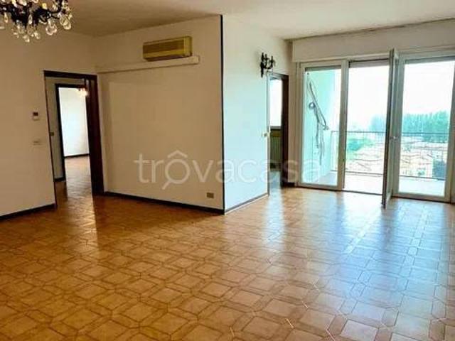 Appartamento in vendita a Buon Pastore-Sant'Agnese-San Damaso, Modena