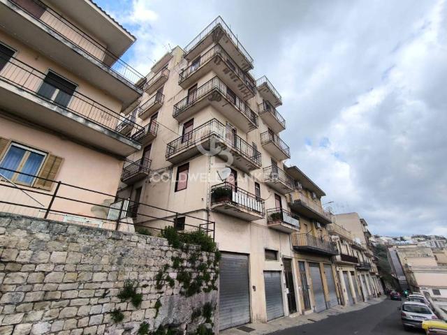 Appartamento in vendita a Modica Alta, Marina Di Modica
