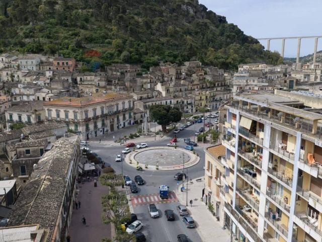 Appartamento in vendita a Modica Alta, Marina Di Modica