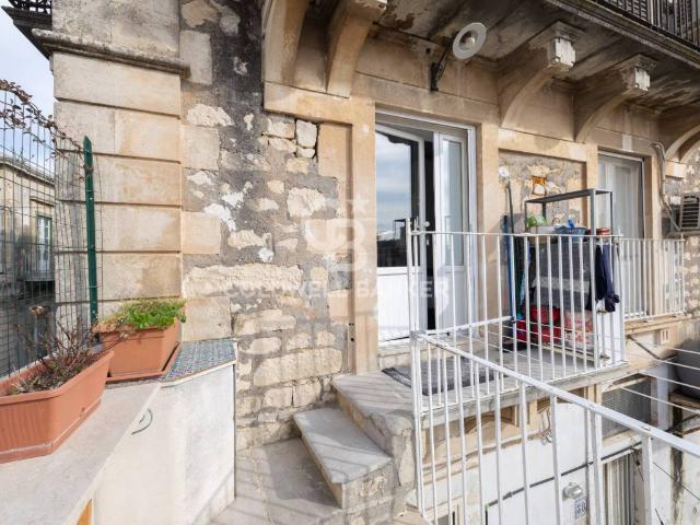 Appartamento in vendita a Modica Alta, Marina Di Modica