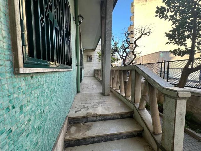 Appartamento in vendita a Puglia, Bari